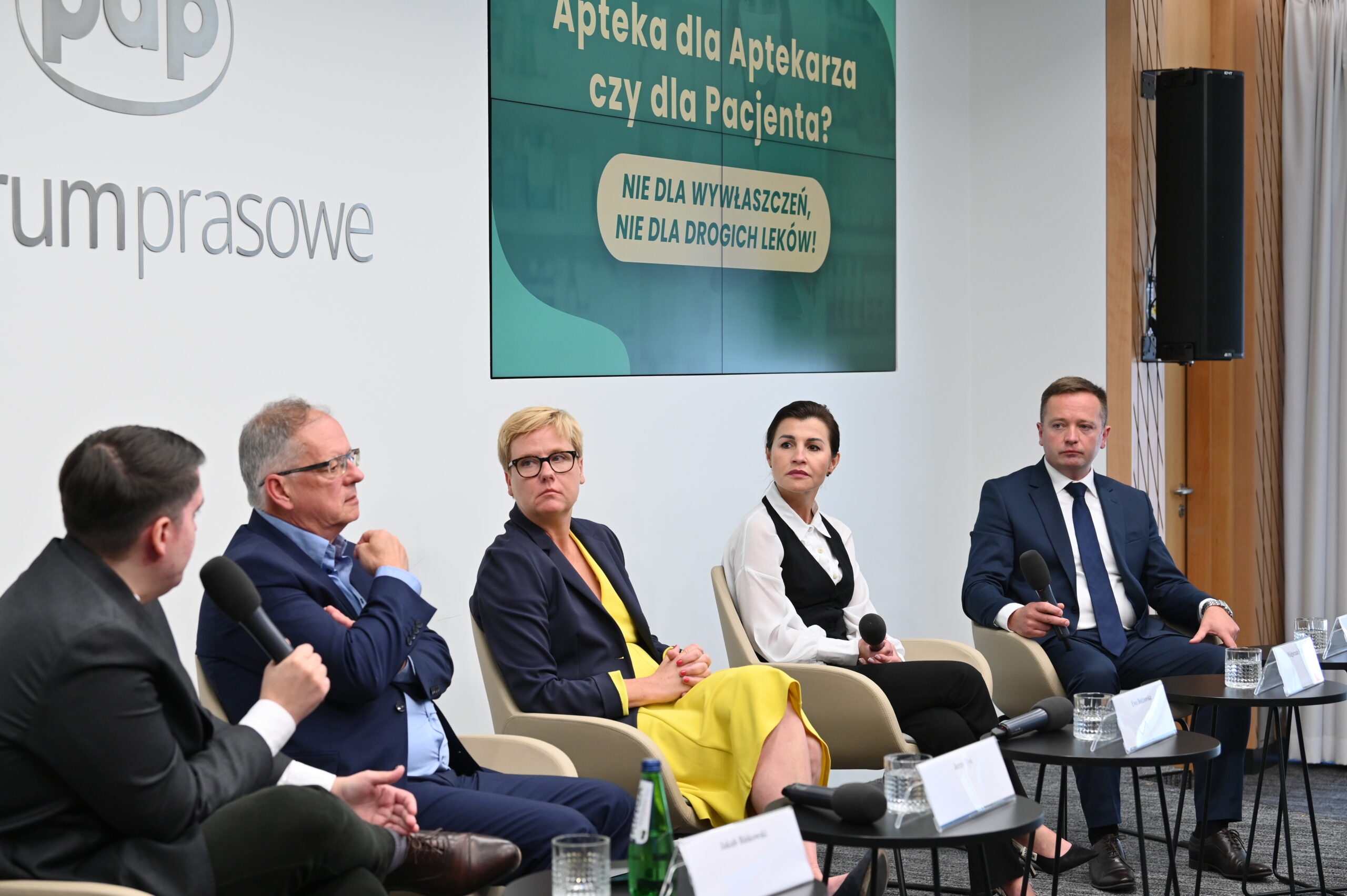 Aptekarze i właściciele aptek apelują: Stop zamiarowi wywłaszczeń na rynku aptecznym